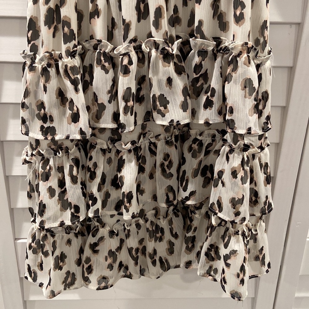EXPRESS Leopard Ruffle Dress - Picture 4 of 8